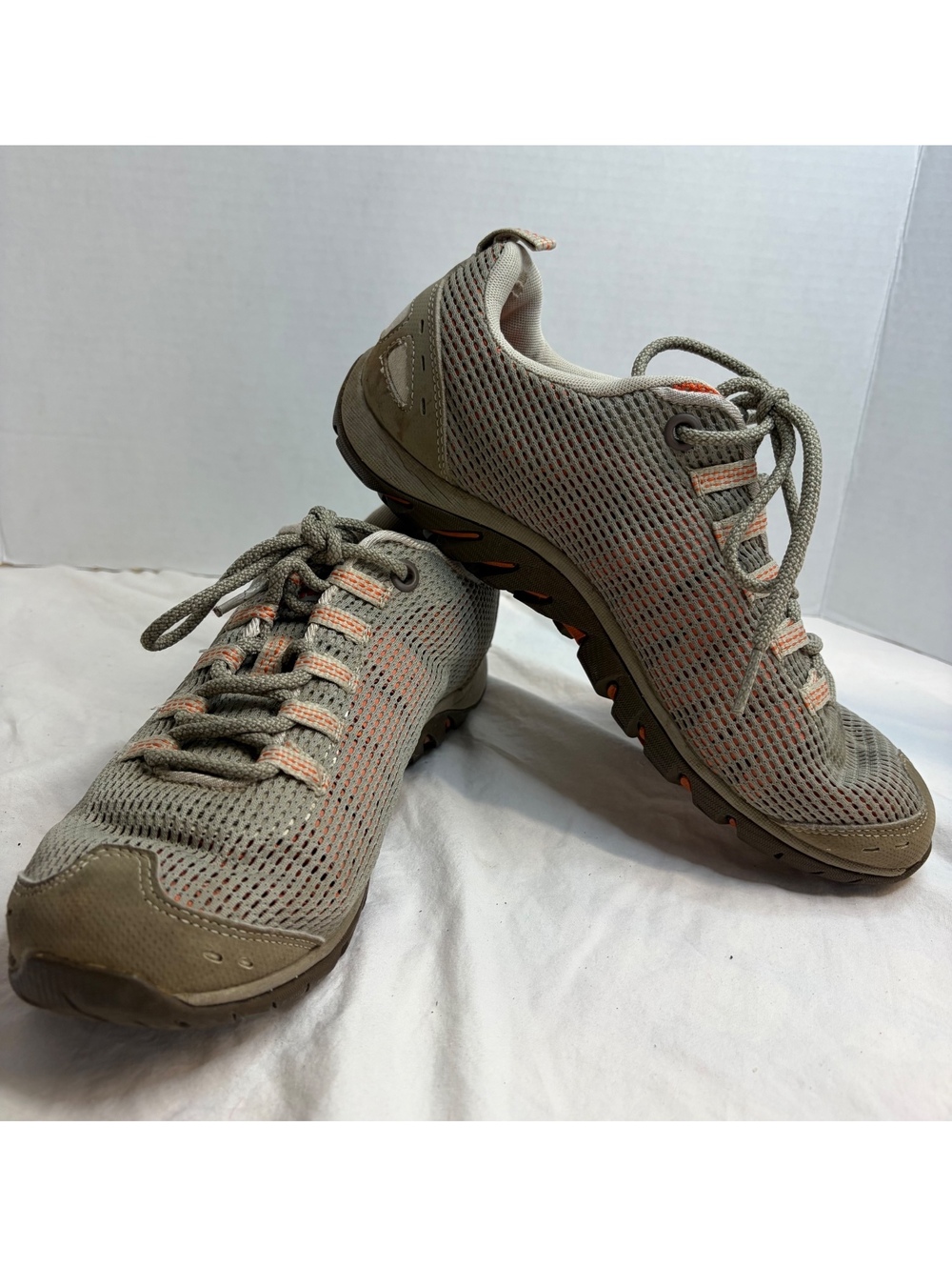 Merrell Women’s Mesh Walking Hiking Shoes Gray Orange Approx Size 8 8.5